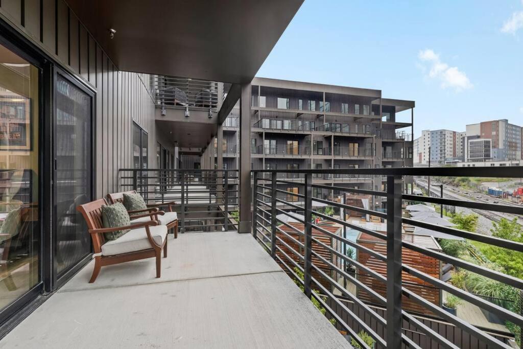 דירות נאשוויל Skyline View, Pool, Gym, Balcony'S, Walk To Bway! מראה חיצוני תמונה